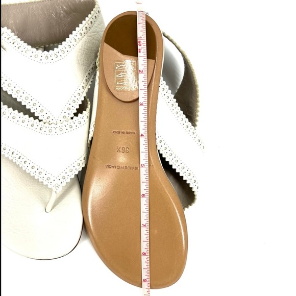 Balenciaga Arena Scalloped Trim Leather Gladiator Sandals SZ 36 1/2 Bone - Picture 9 of 11